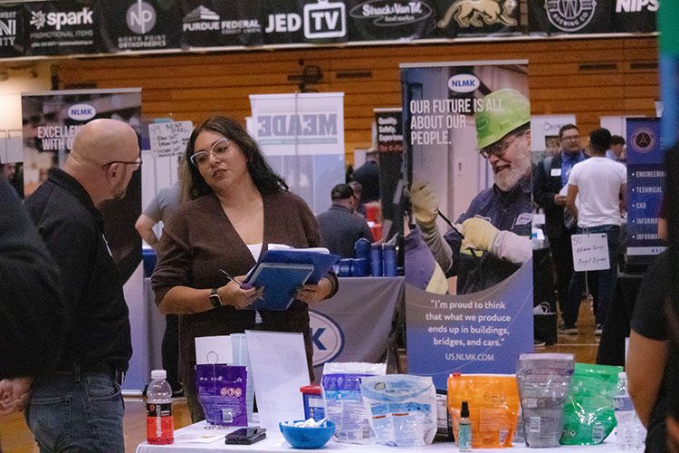 The STEM Industry Job Fair is a business casual networking event for students and alumni of Purdue University Northwest that are seeking full-time employment and internships in the fields of Science, Technology, Math and Engineering. Visitors interact at our STEM Career Expo